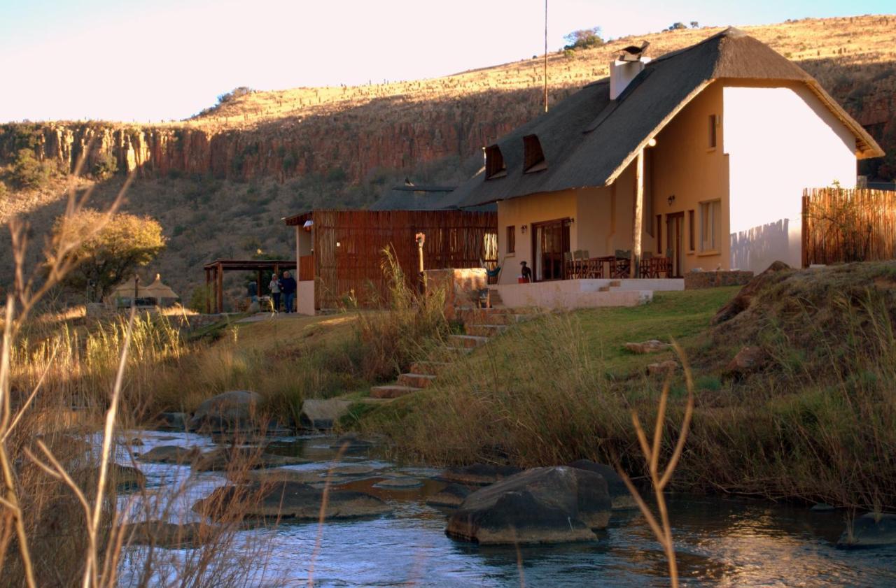 Komati Gorge Lodge, R 36 Halfway Between Carolina And Machadodorp Extérieur photo